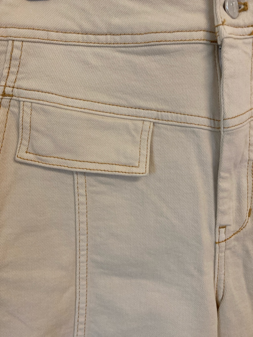 Pilcro Cream Wide-Leg Cropped Denim Trousers - Picture 4 of 11